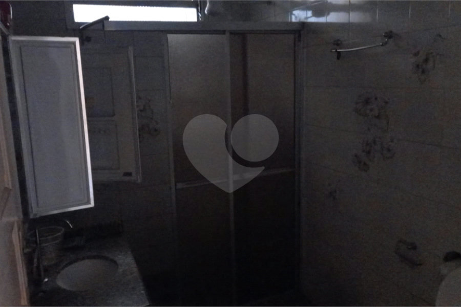 Terreno à venda com 8 quartos, sendo 2 suítes, em Santana, São Paulo, SP