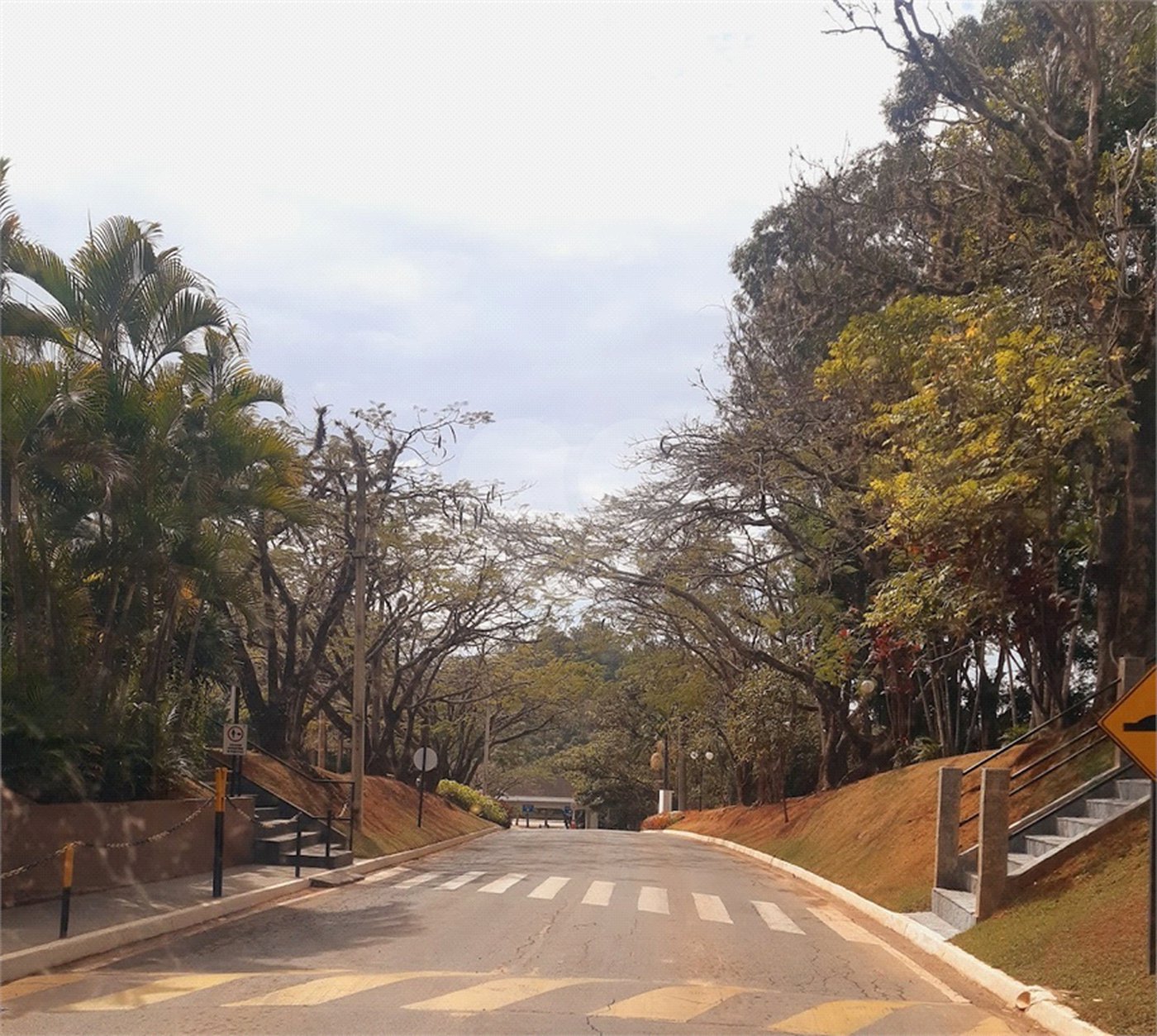 Casa à venda com 3 suítes no condomínio Terras de Santa Teresa, Itupeva - SP