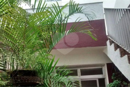 Sobrado à venda com 4 quartos, sendo 2 suítes, em Ipiranga, São Paulo, SP