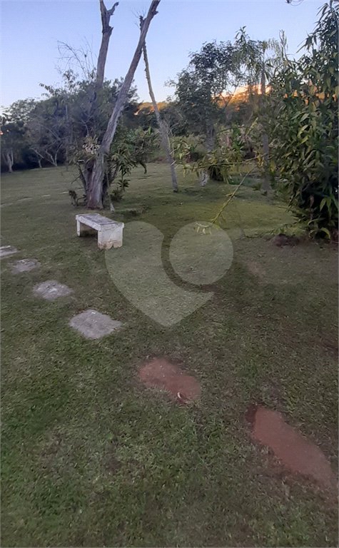 Casa à venda ou para alugar com 5 quartos, sendo 1 suíte, no Centro, Bom Jesus dos Perdões, SP