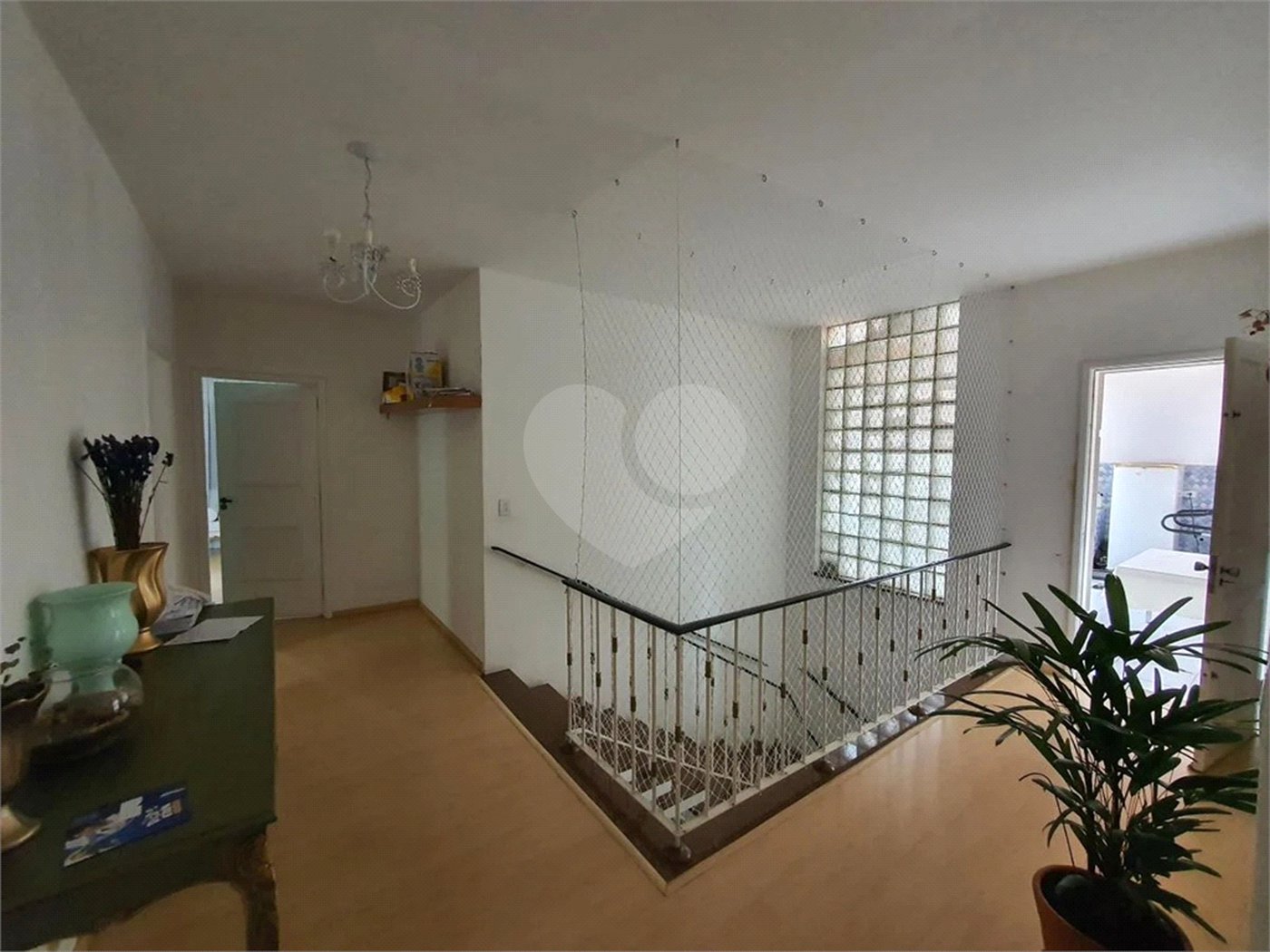 Casa à venda com 6 quartos, sendo 5 suítes, em Jardim São Bento, São Paulo, SP