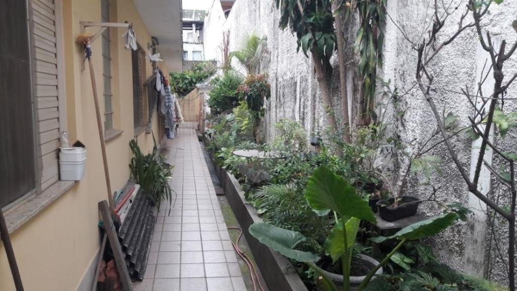 Terreno à venda com 4 quartos, sendo 1 suíte, em Santa Teresinha, São Paulo, SP