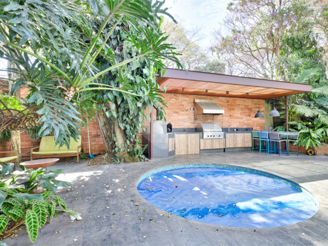 Casa Térrea à venda com 3 quartos, sendo 1 suíte,  em Alto da Boa Vista, São Paulo, SP