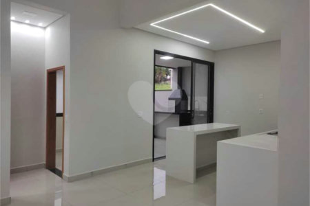 Casa à venda com 3 suítes no condomínio Jardim Residencial London Park, Indaiatuba - SP