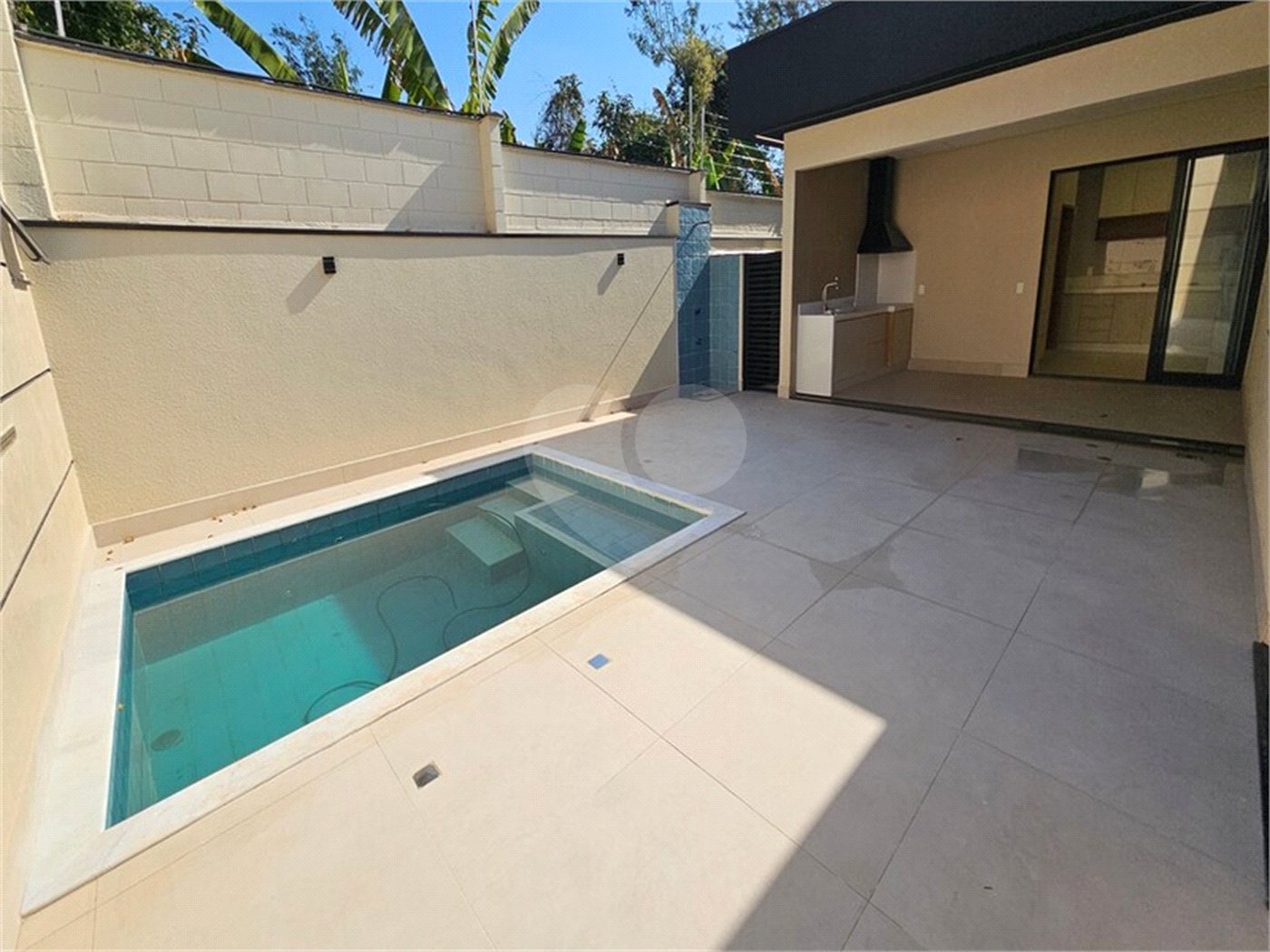 Casa à venda com 3 suítes no condomínio Residencial Milano, Indaiatuba - SP