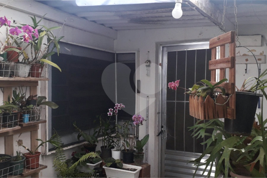 Casa à venda com 3 quartos em Jardim Regina, São Paulo, SP