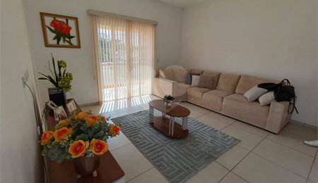 Casa à venda com 3 quartos, sendo 1 suíte,  em Loteamento Jardim do Sol (mailasqui), São Roque, SP