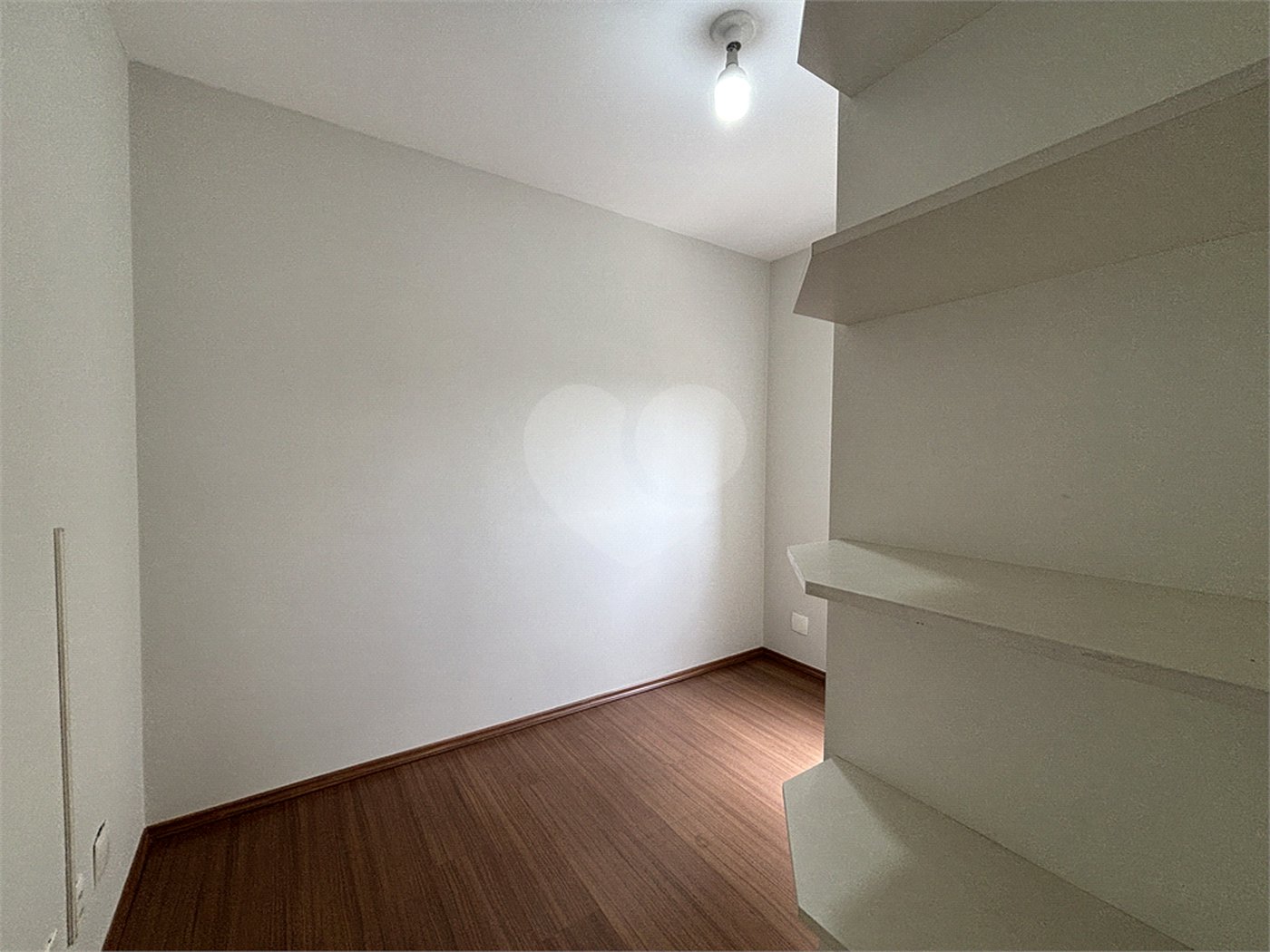Apartamento para alugar com 3 quartos, sendo 1 suíte, em Barra Funda, São Paulo, SP