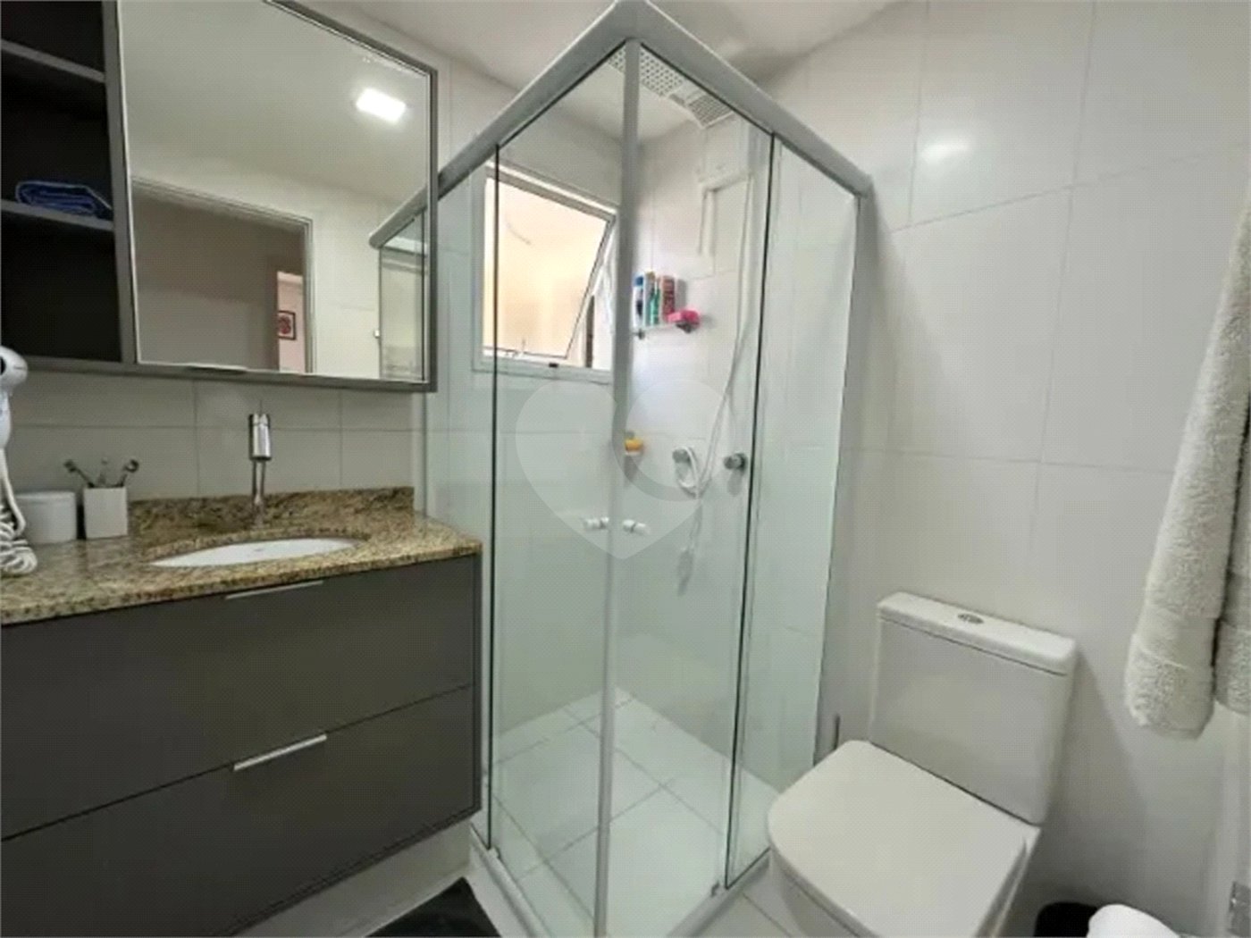 Apartamento à venda com 3 quartos, sendo 1 suíte, em Parque Campolim, Sorocaba, SP