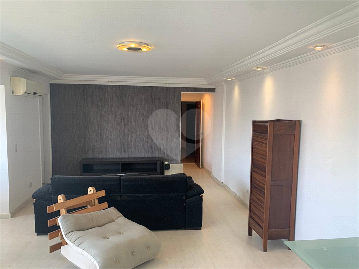 Apartamento à venda com 3 quartos, sendo 1 suíte,  em Vila Andrade, São Paulo, SP