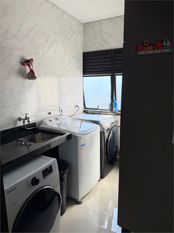 Apartamento à venda com 3 quartos, sendo 1 suíte, em Vila São João, Poá, SP