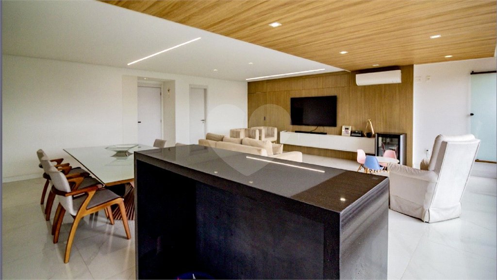 Apartamento para alugar com 3 suítes em Brooklin Novo, São Paulo, SP