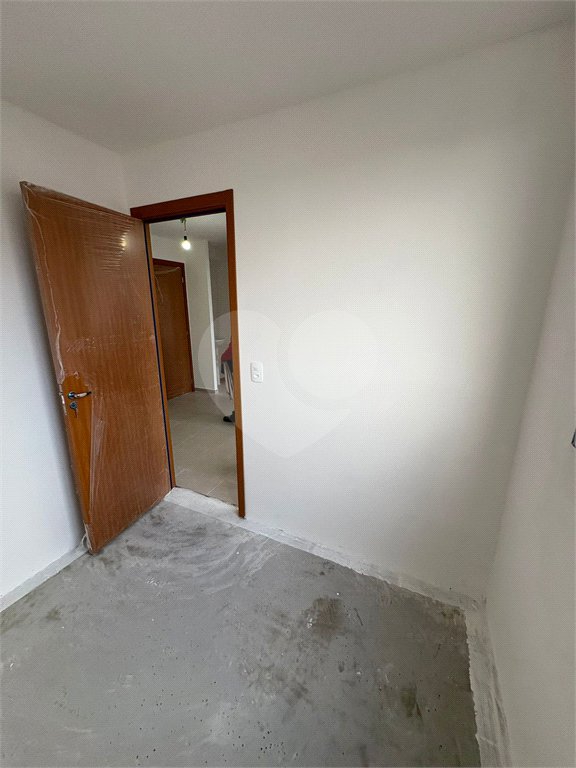 Apartamento à venda com 2 quartos em Vila Antonieta, São Paulo, SP