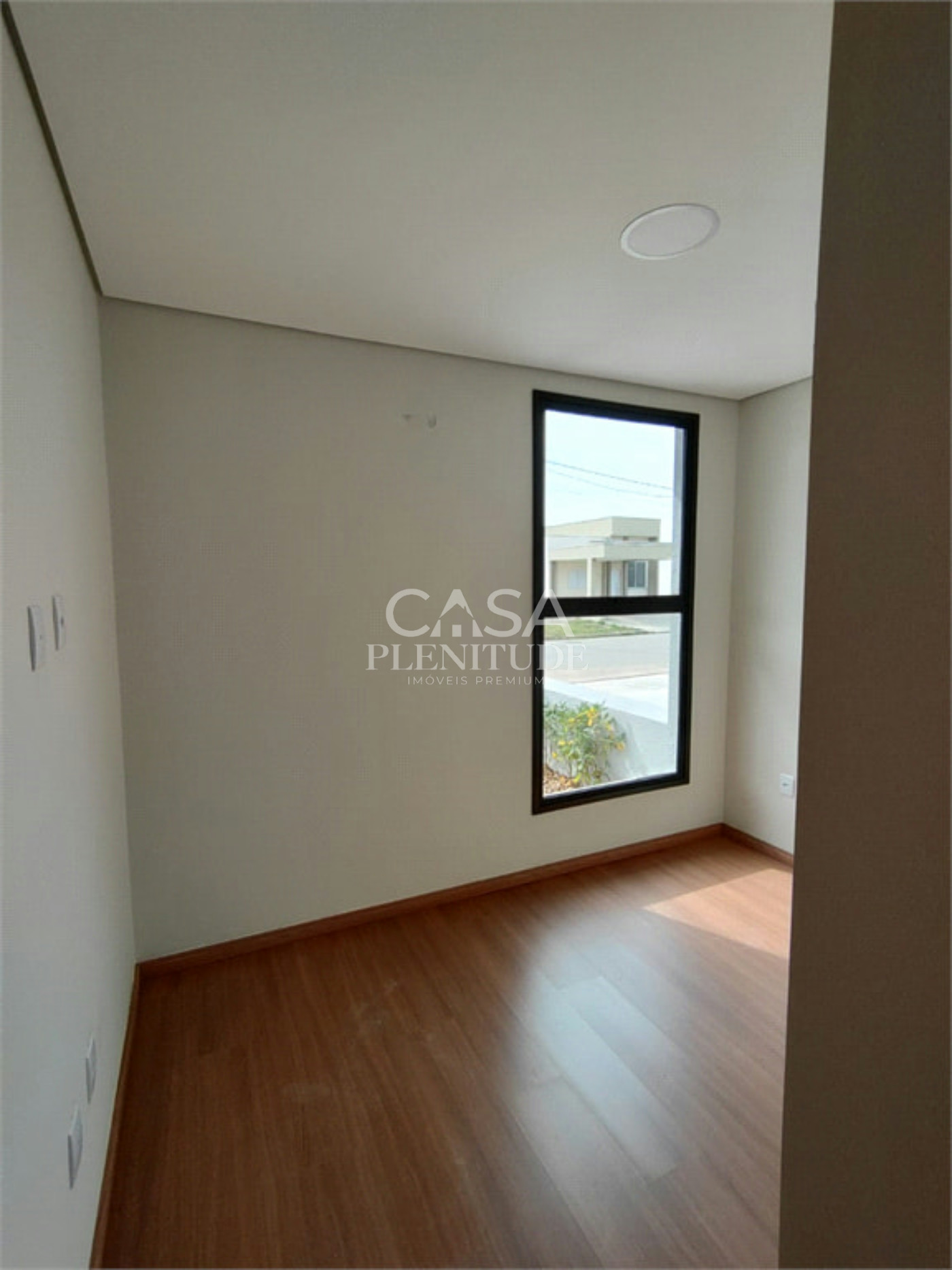 Casa em condomínio à venda com 3 quartos, sendo 1 suíte,  em Horto Florestal, Sorocaba, SP