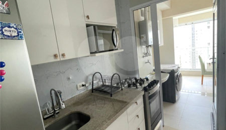 Apartamento à venda com 2 quartos, sendo 1 suíte,  em Vila Anastácio, São Paulo, SP