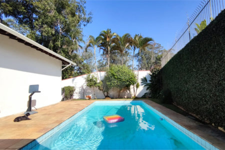 Sobrado à venda com 4 quartos, sendo 2 suítes, em Interlagos, São Paulo, SP