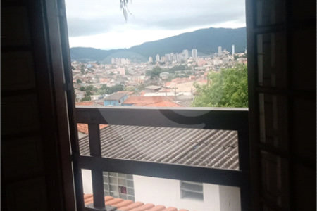 Casa à venda com 3 quartos, sendo 1 suíte,  em Jardim Jussara, Mogi das Cruzes, SP