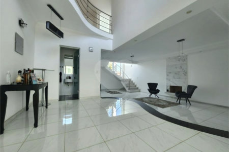 Casa à venda com 3 suítes no condomínio Villagio Di Verona, Vinhedo - SP