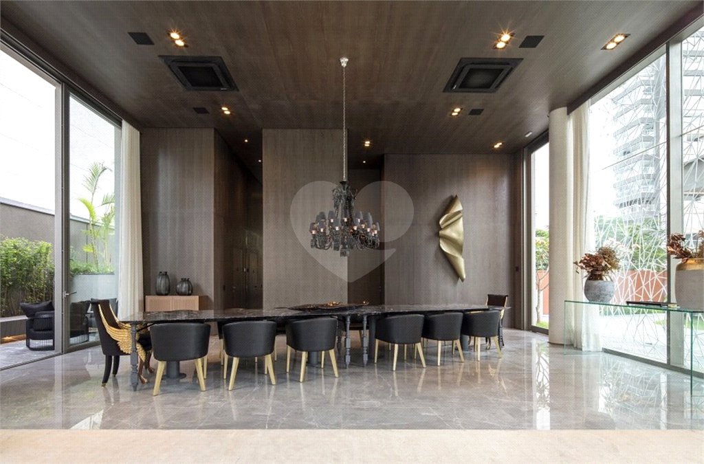 Apartamento à venda com 4 suítes em Vila Olímpia, São Paulo, SP