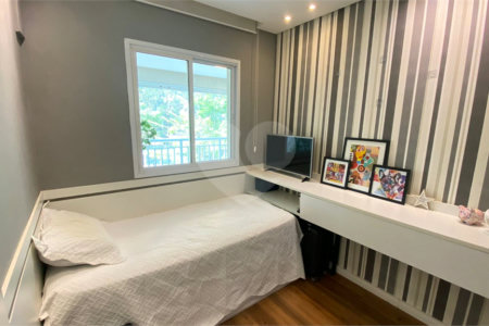 Apartamento à venda com 3 quartos, sendo 1 suíte, em Vila Andrade, São Paulo, SP