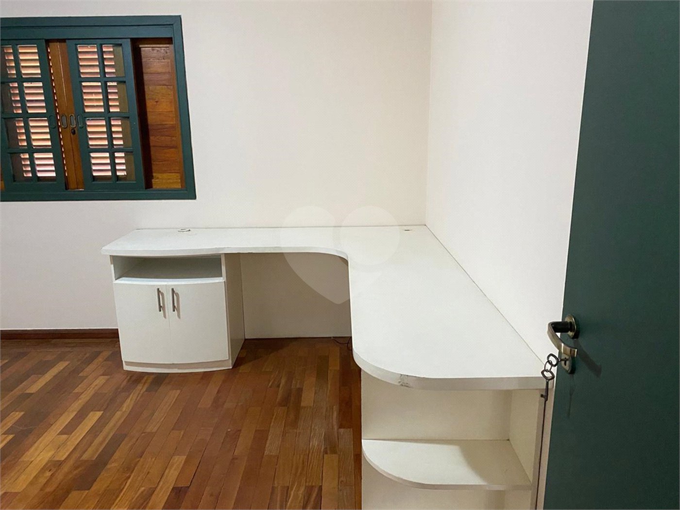 Sobrado à venda com 3 quartos, sendo 1 suíte, em Vila Lageado, São Paulo, SP