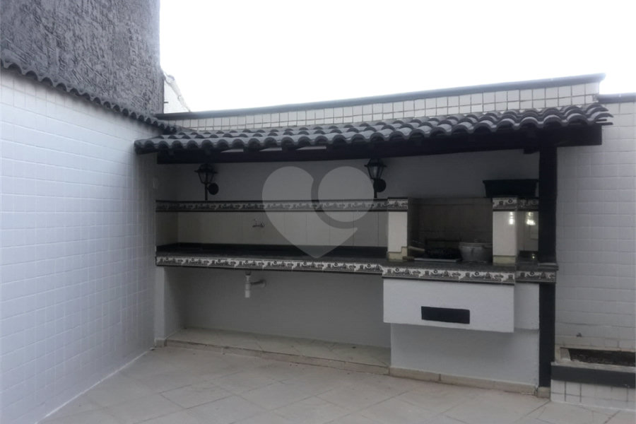 Sobrado à venda com 3 quartos, sendo 1 suíte, em Vila Paulicéia, São Paulo, SP