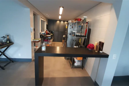 Apartamento à venda com 2 suítes em Jardim Caboré, São Paulo, SP