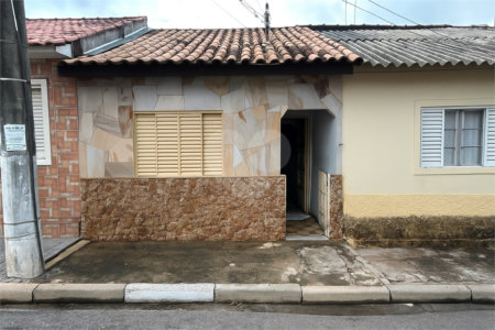 Casa à venda com 3 quartos em Barra Funda, Votorantim, SP