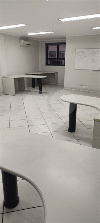 Prédio à venda no Centro, São Paulo, SP