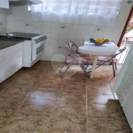 Sobrado à venda com 3 quartos, sendo 2 suítes, em Jardim Santa Emília, São Paulo, SP