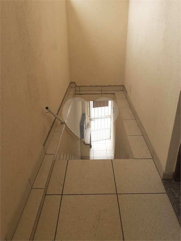 Sobrado à venda com 6 quartos, sendo 1 suíte,  em Jardim Las Vegas, Guarulhos, SP