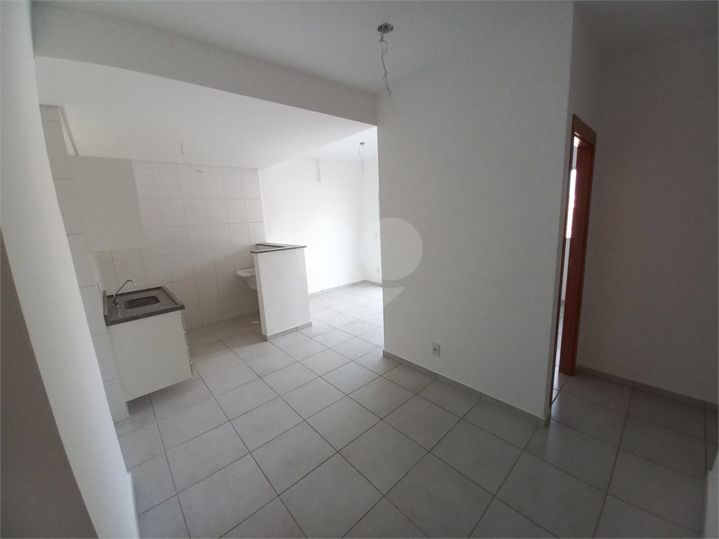 Apartamento no Condomínio Mirante Araucária.