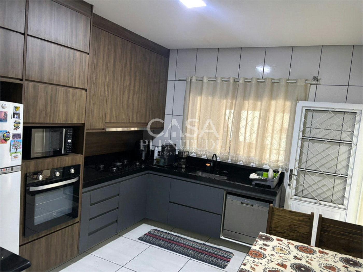Casa à venda com 1 suíte em Parque São Bento, Sorocaba, SP