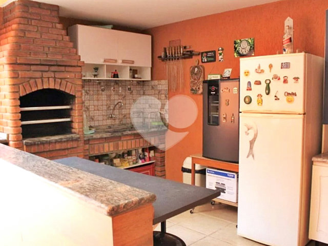 Sobrado à venda com 3 quartos, sendo 1 suíte,  em Vila Formosa, São Paulo, SP