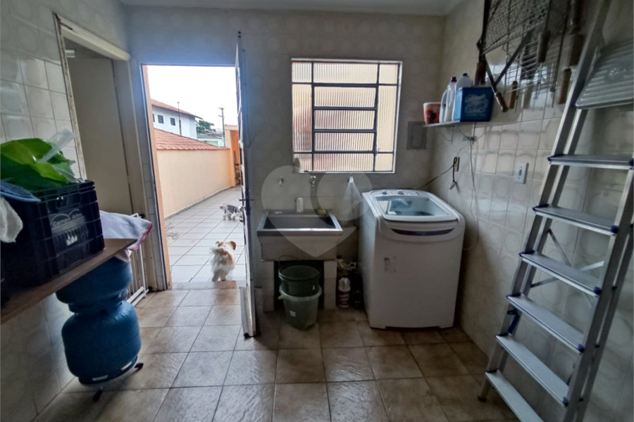 Sobrado à venda com 3 quartos, sendo 1 suíte, em Tremembé, São Paulo, SP