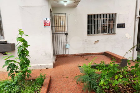 Sobrado à venda com 4 quartos em Vila Dom Pedro I, São Paulo, SP