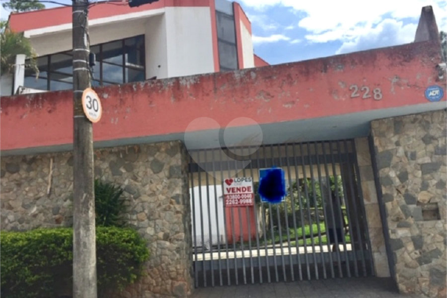 Sobrado à venda com 5 quartos, sendo 2 suítes,  em Tremembé, São Paulo, SP