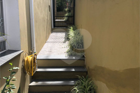 Casa à venda com 1 suíte no Centro, Vinhedo, SP