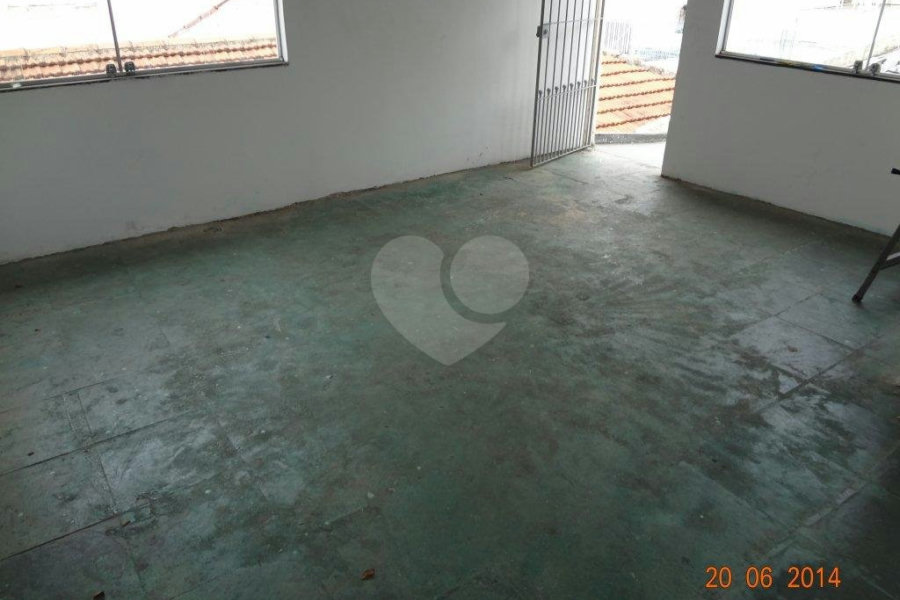 Sobrado à venda com 10 quartos em Vila Mazzei, São Paulo, SP