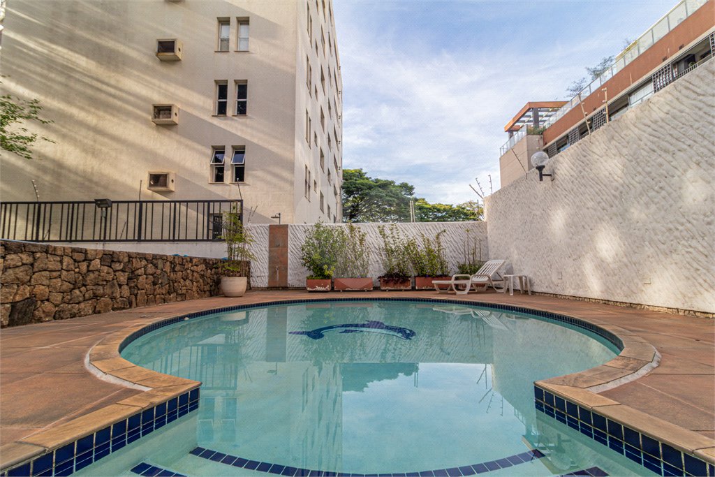 Apartamento à venda com 4 quartos, sendo 1 suíte,  em Brooklin, São Paulo, SP