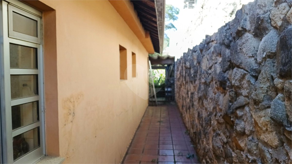 Casa Térrea à venda com 3 quartos em Interlagos, São Paulo, SP