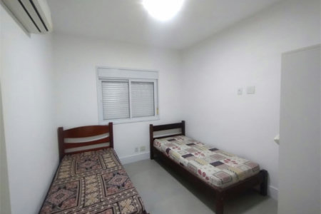 Apartamento Residencial à venda, Jardim Astúrias, Guarujá - AP0683.