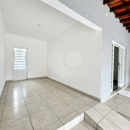 Casa à venda com 2 quartos, sendo 1 suíte, em Jardim Boa Esperança, Sorocaba, SP