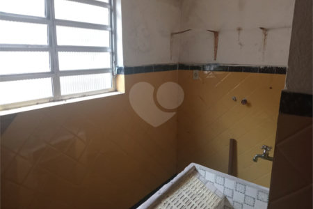 Casa Térrea à venda com 4 quartos em Vila Pita, São Paulo, SP