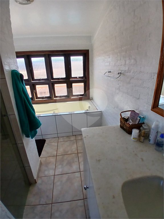 Casa à venda com 3 quartos, sendo 2 suítes, em Jardim Brogotá, Atibaia, SP