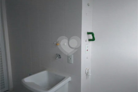 Apartamento na Mooca com 91m² , 650 metros da estação Belém,3 dormitórios,1 suíte,1 Vaga.