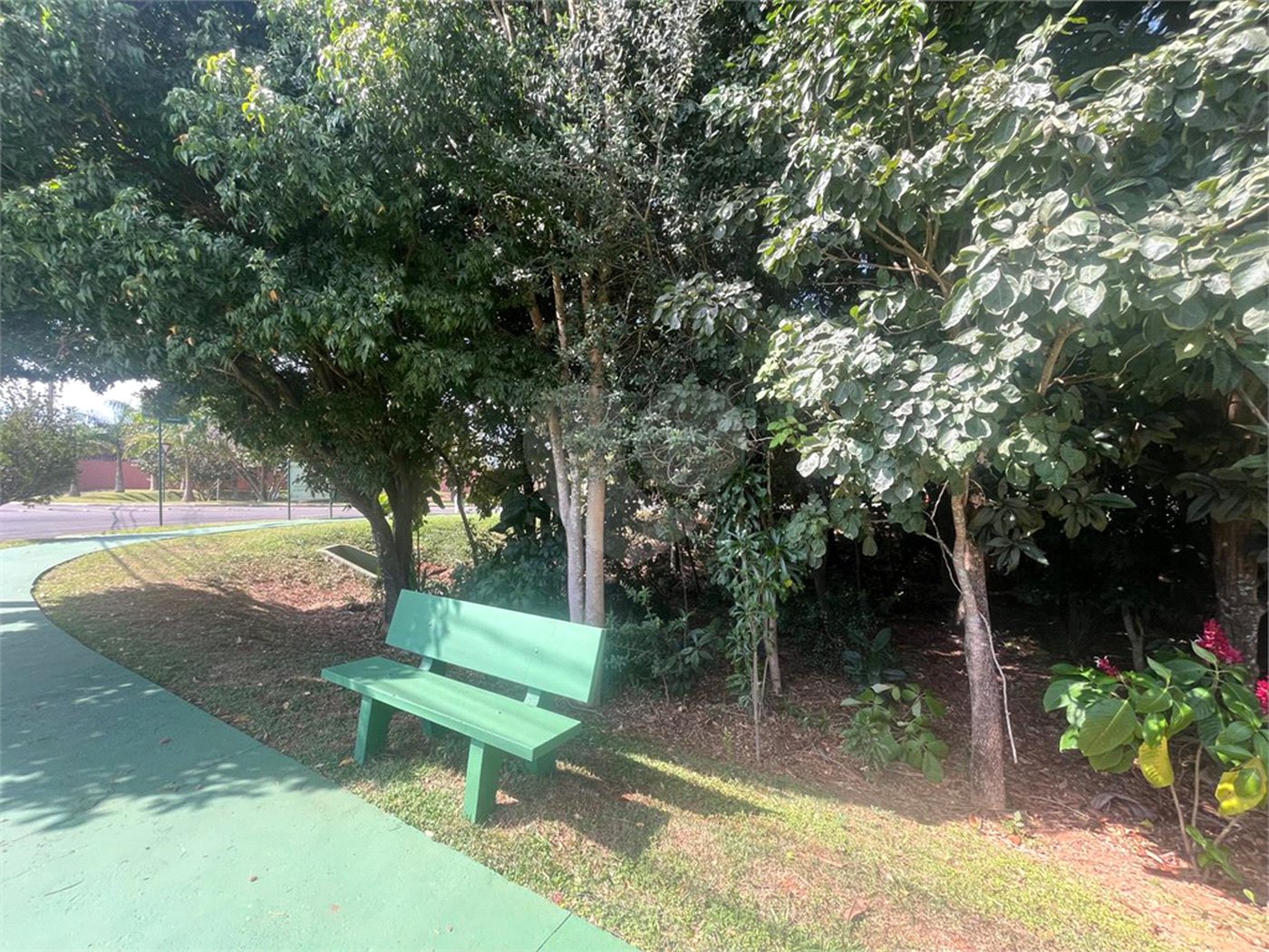 Casa à venda com 3 suítes no condomínio Lago da Serra, Araçoiaba da Serra - SP