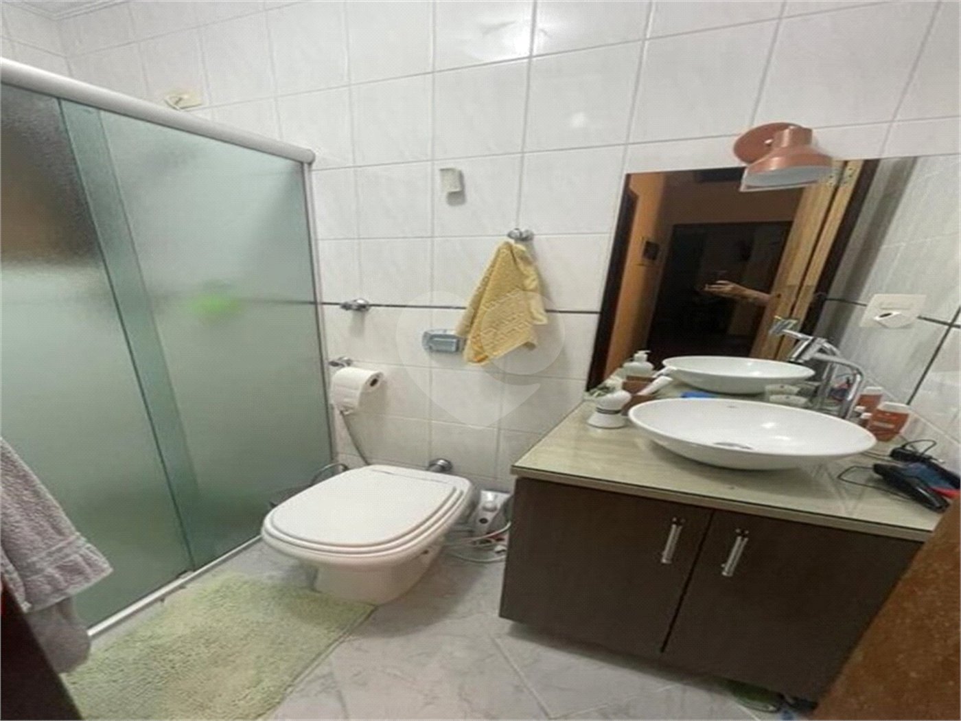Casa à venda com 3 quartos, sendo 1 suíte, no condomínio Beatriz, São Paulo - SP