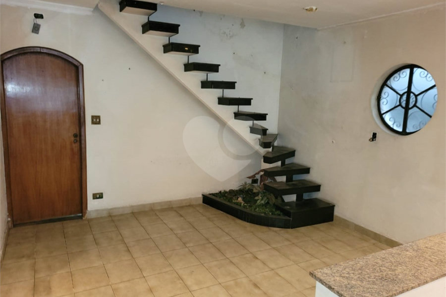Sobrado à venda com 4 quartos em Santana, São Paulo, SP