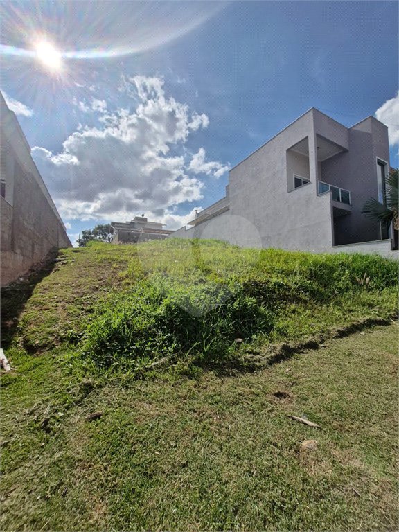 Terreno à venda no condomínio Bosque dos Cambarás, Valinhos - SP